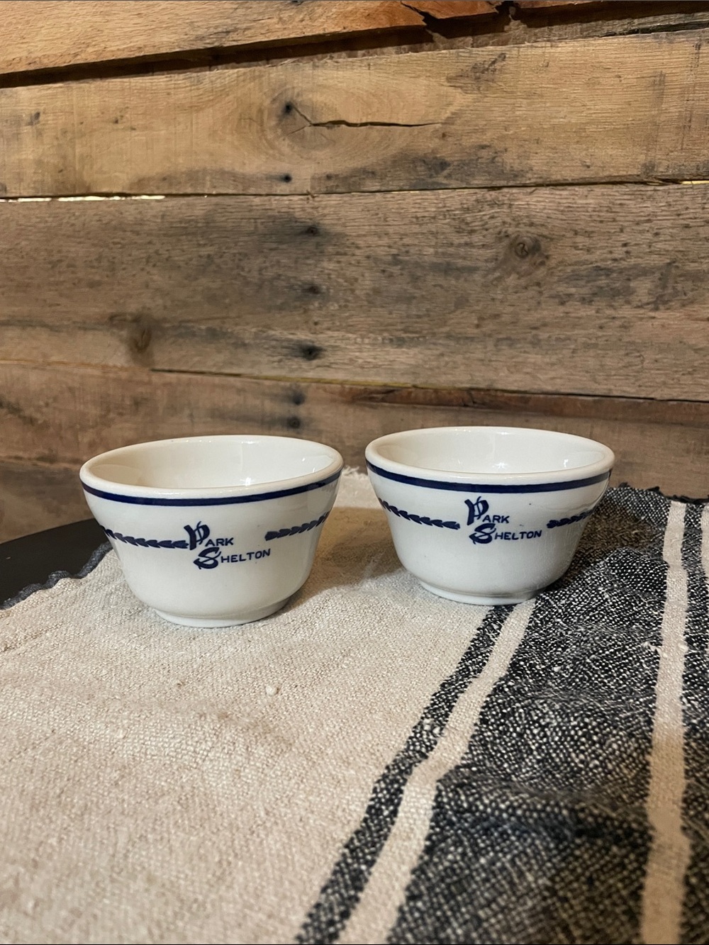 Vintage Park Shelton (Detroit, MI) Boullion/Fruit Bowls